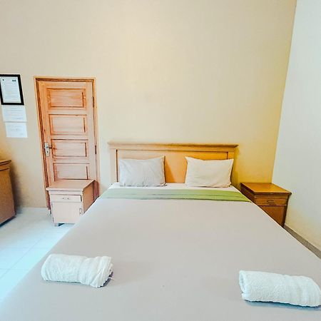 Lembah Rinjani Villa & Resto Syariah By Ecommerceloka Sembalunlawang Exteriör bild